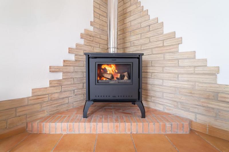 Choisir son po&ecirc;le &agrave; bois &agrave; Ribeauvill&eacute;, les crit&egrave;res essentiels